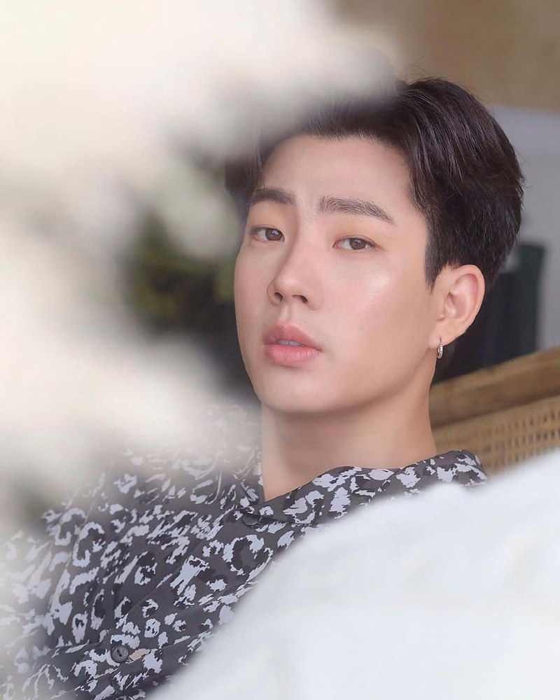 ออฟ จุมพล