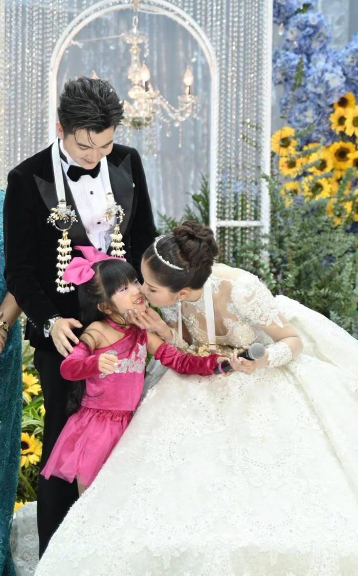 ซัน วงศธร ขอโทษดราม่าจุ๊บปากลูกสาว แพรวพราว