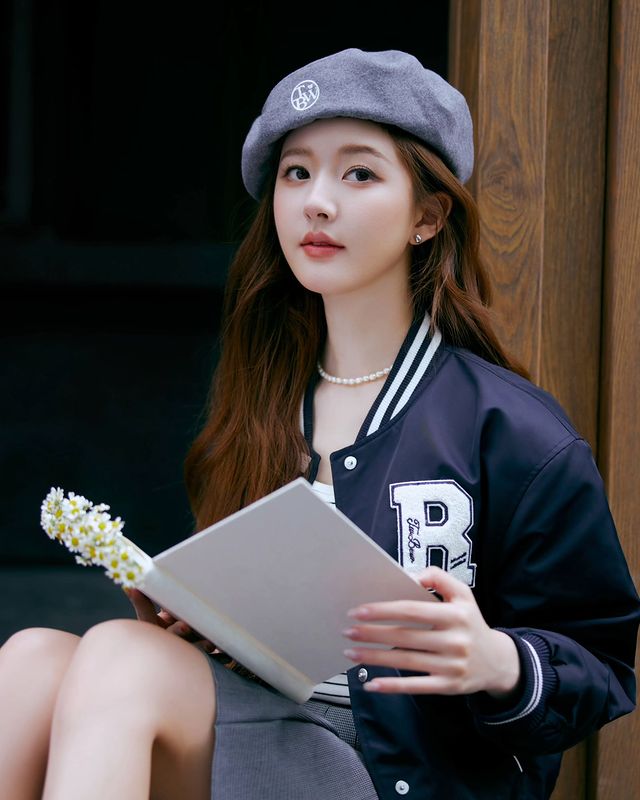 จ้าวลู่ซือ