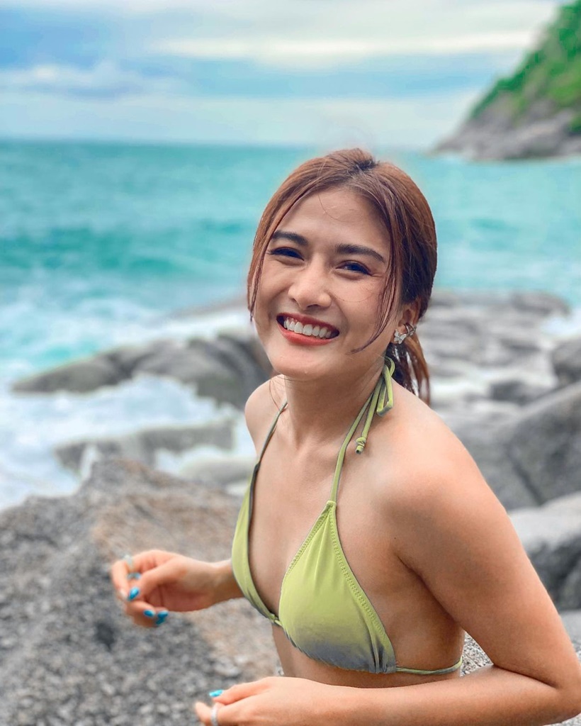 หญิง ดลณพร