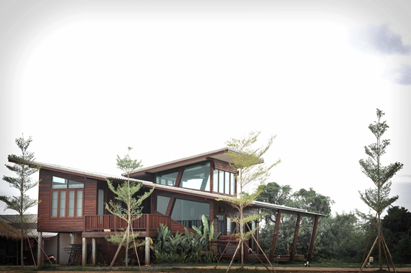 บ้านไม้หรู