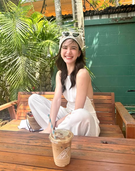 แฟชั่นหน้าร้อนผู้หญิง 2025 ส่องไอเทมเด็ด แต่งรับซัมเมอร์ให้เก๋กว่าใคร