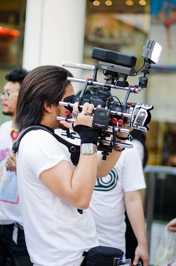 แชมป์ อดีตตากล้อง VRZO