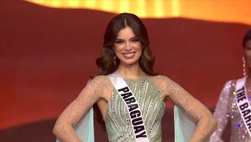 นาเดีย เฟอร์ไรรา มิสปารากวัย