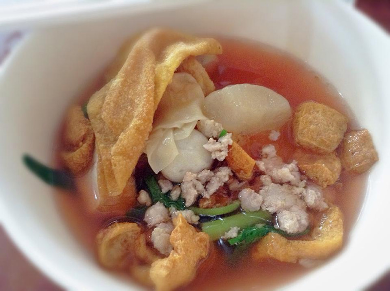 ร้านอาหารกรุงเทพให้นั่งกินในร้าน