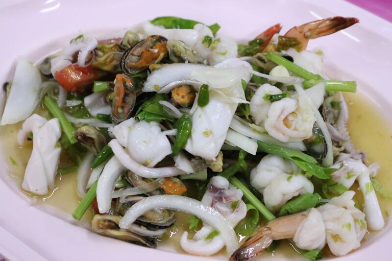 ร้านอาหารวันแม่ ร้านอาหารคุณตุ่ม มหาชัย