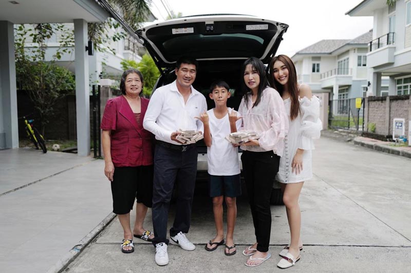 สมรักษ์ คำสิงห์ ครอบครัว