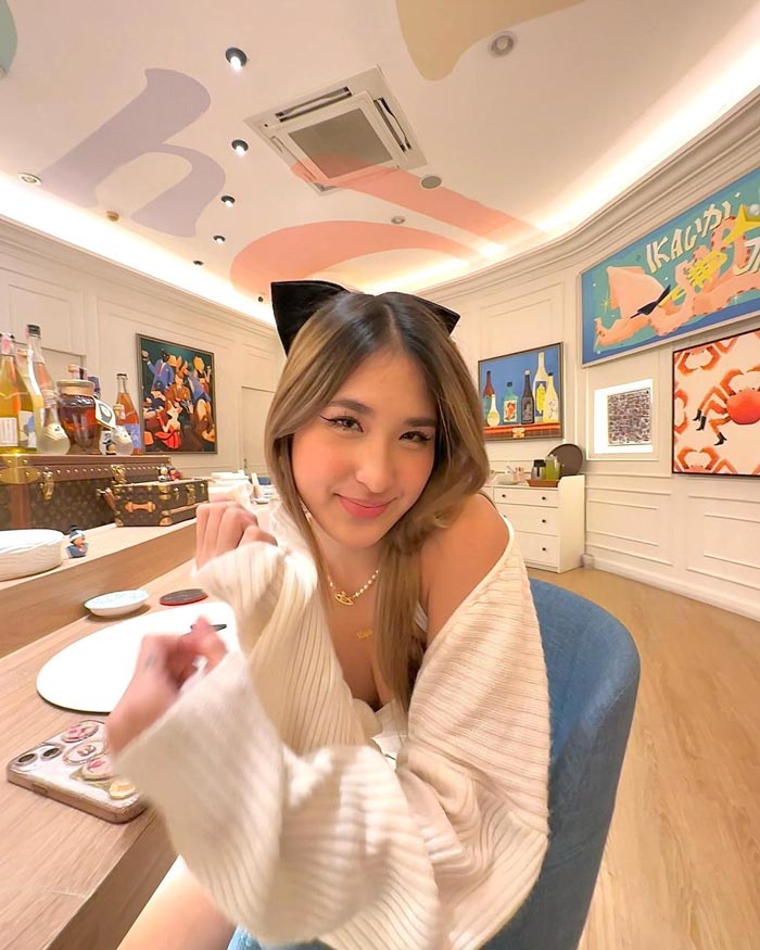 มิย่า ทองเจือ