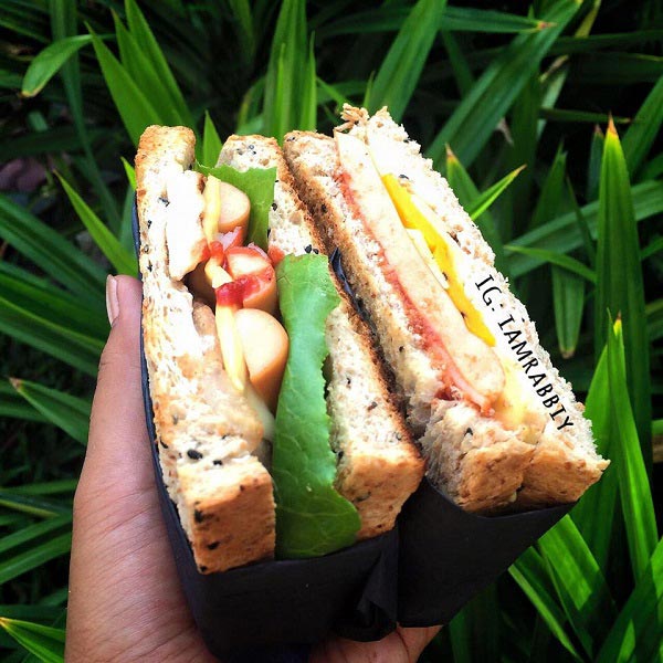 ขนมปังไส้รวมมิตร