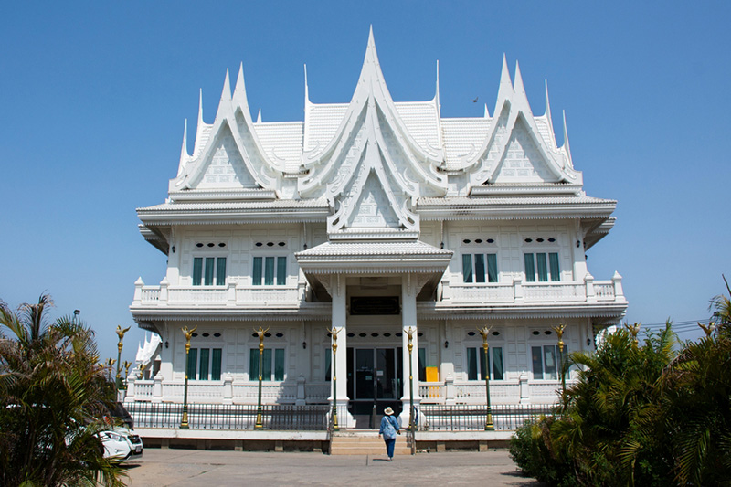 วัดกู้