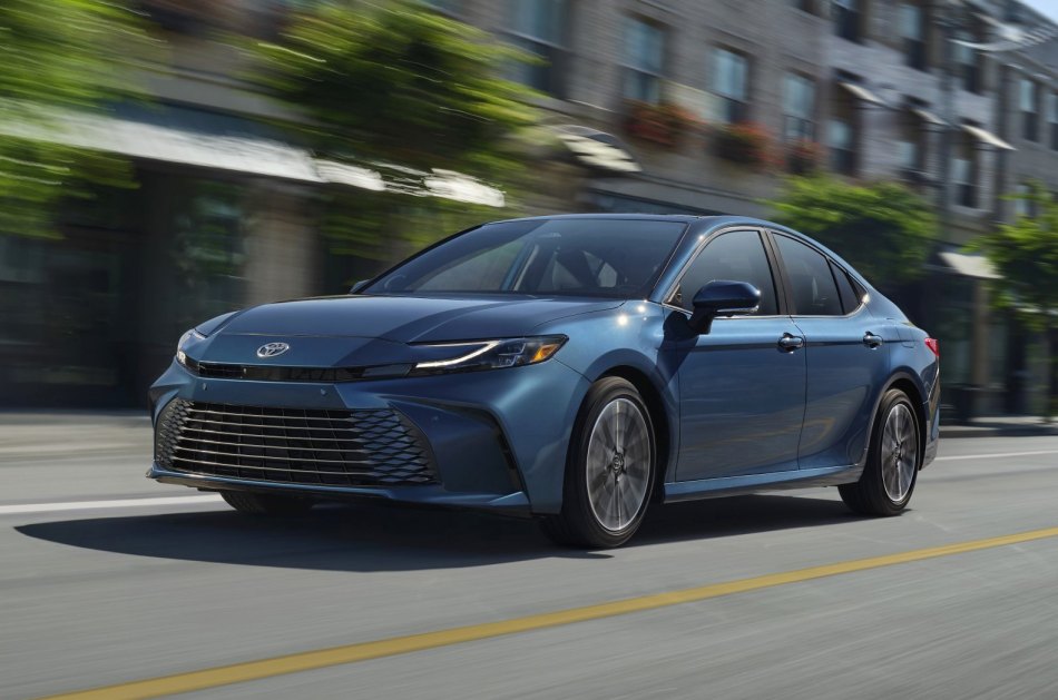 Toyota Camry 2024