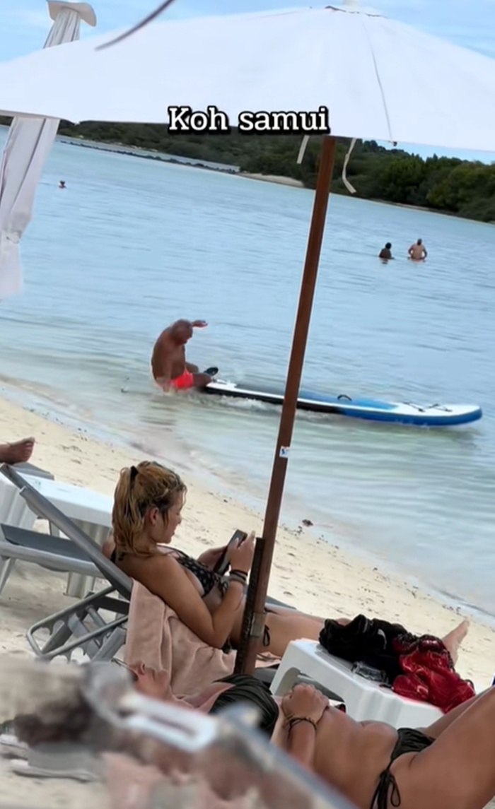 หัดพายเรือ