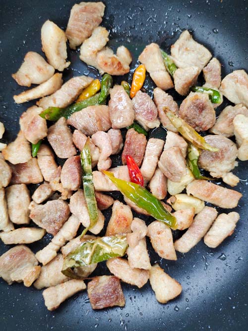หมูคั่วพริกเกลือ