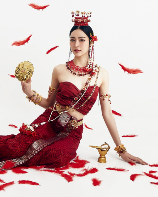 นางสงกรานต์ 2568 ส่องภาพดาราคนดังแต่งเป็น ทุงสะเทวี สวยสะกดตารับปีใหม่ไทย