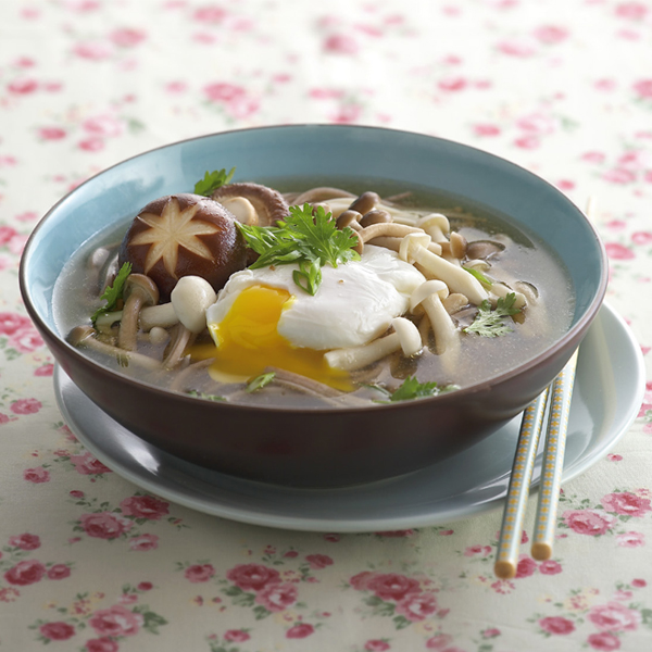ก๋วยเตี๋ยวเห็ดซุปไข่