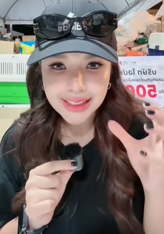 เจนนี่ รัชนก โดนจวกยับ ปมไลฟ์โทร. หา แม่น้องแพดเม่