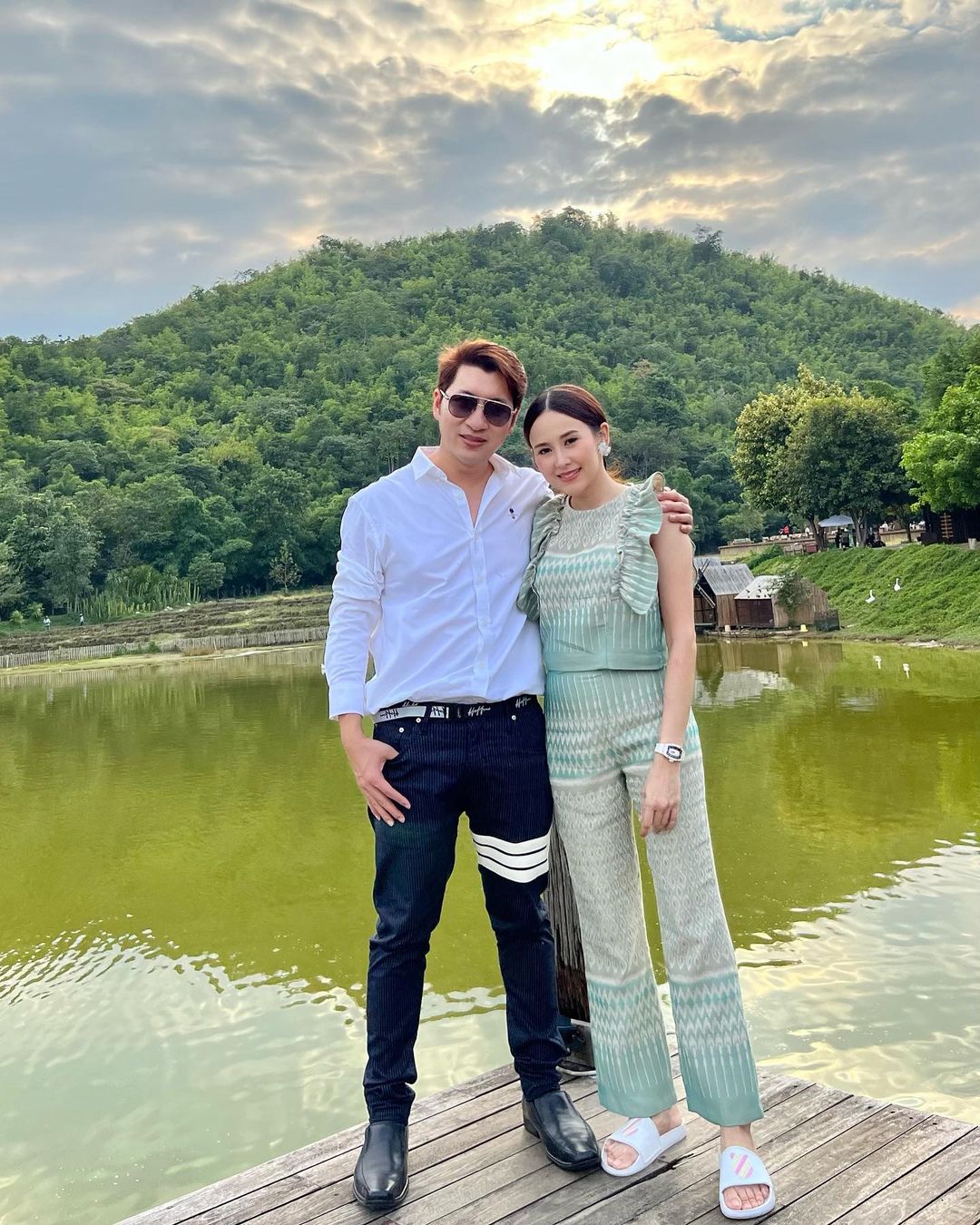 แยม ธมลพรรณ์ 