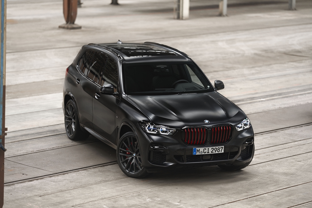 BMW X5 Black Vermilion 2022