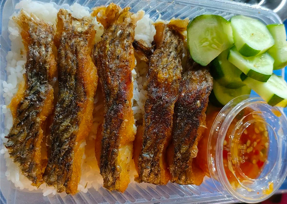 ข้าวปลาแกะ
