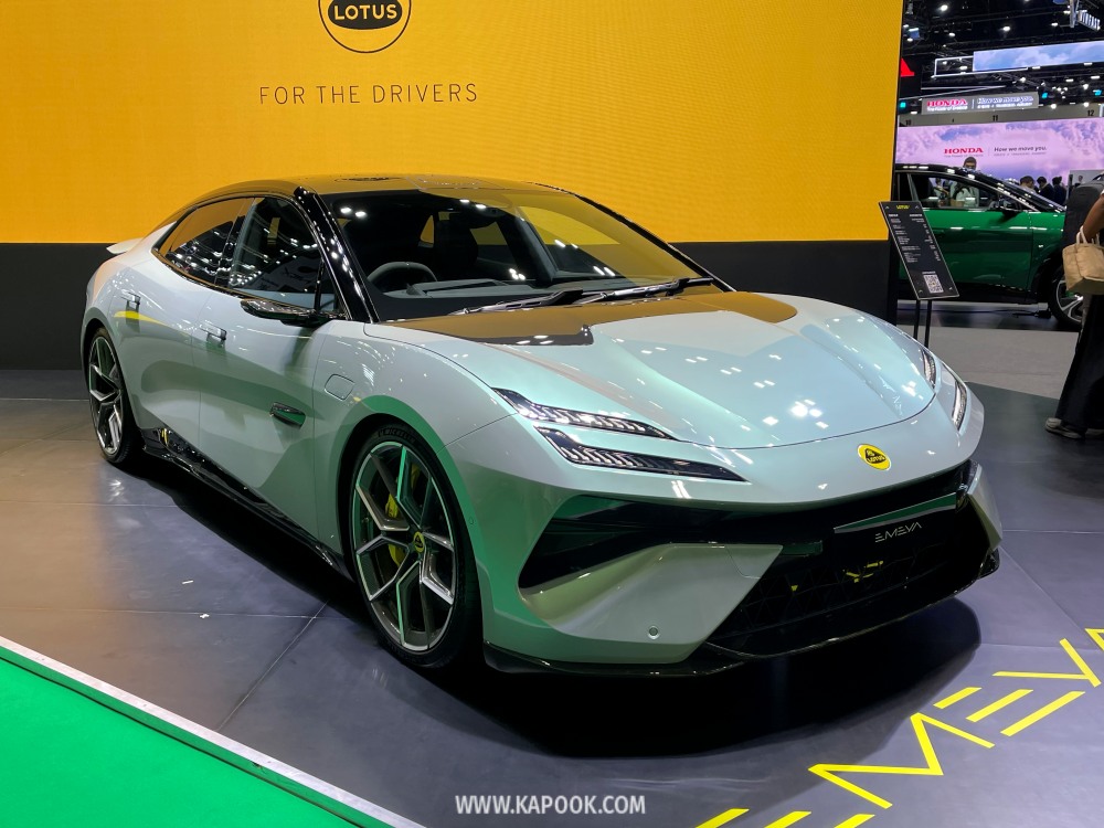 Motor Show - Lotus Emeya