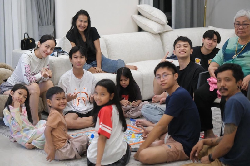 บ้านหนุ่ม กะลา