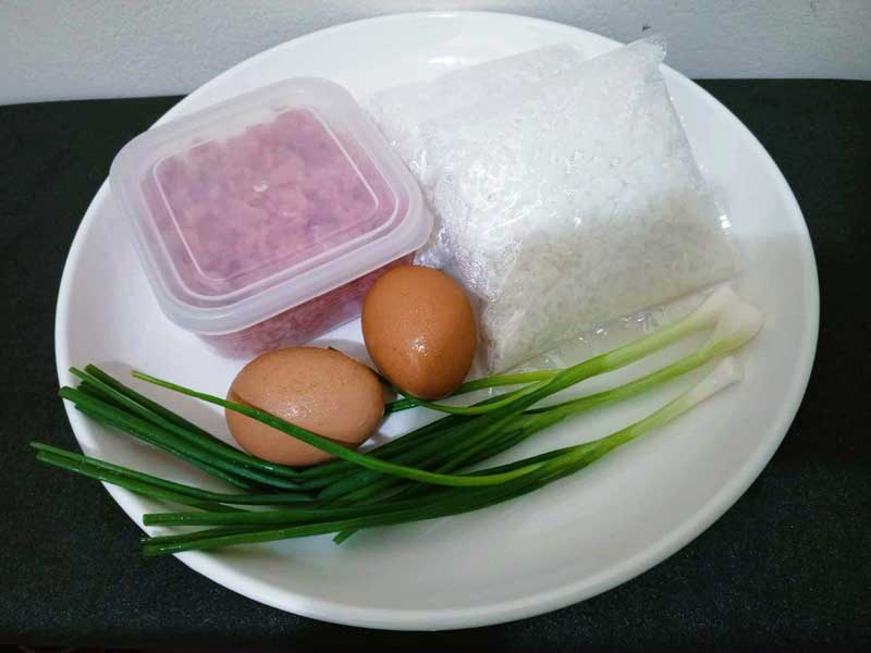 สูตรข้าวผัดแหนม