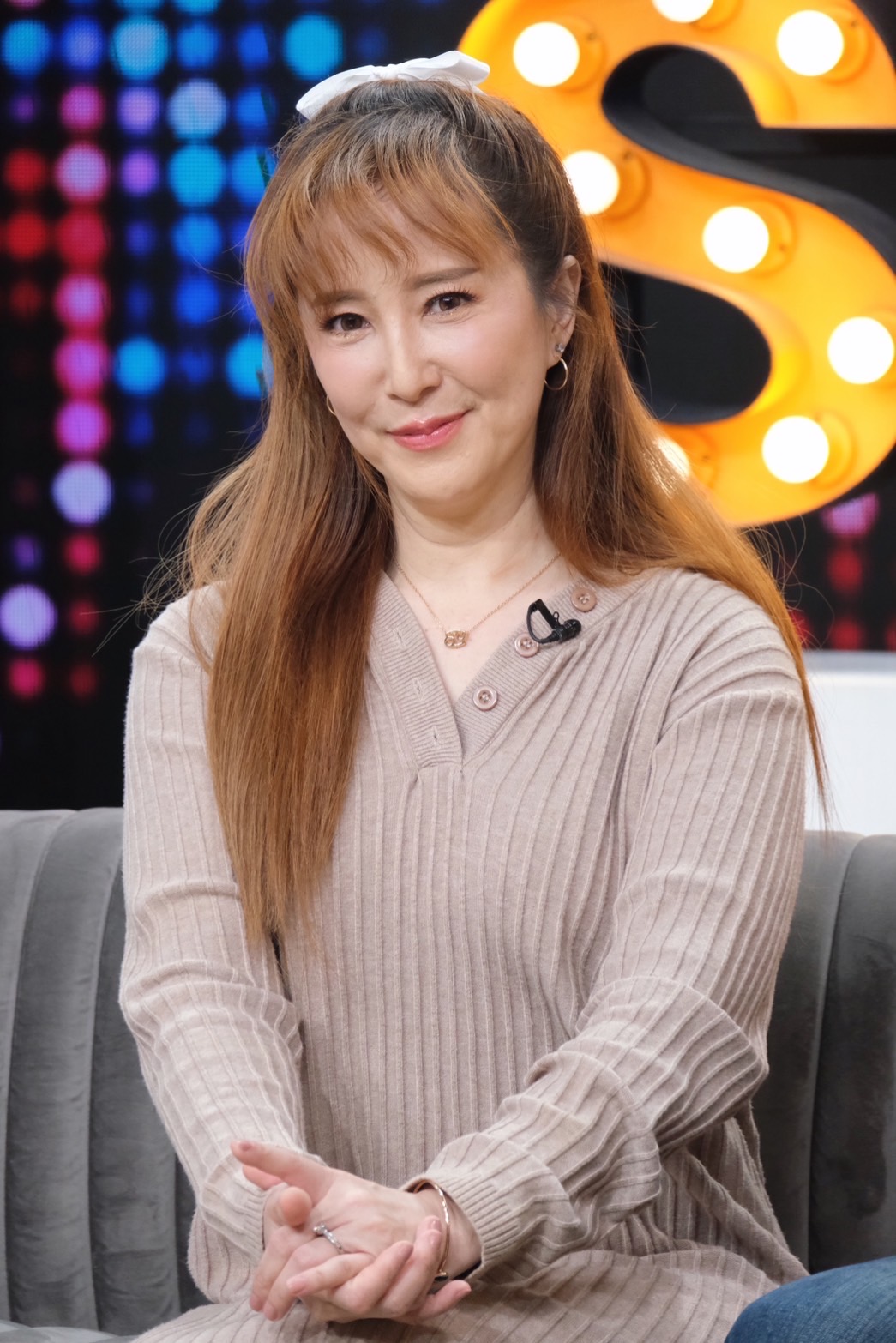 ต่าย สายธาร