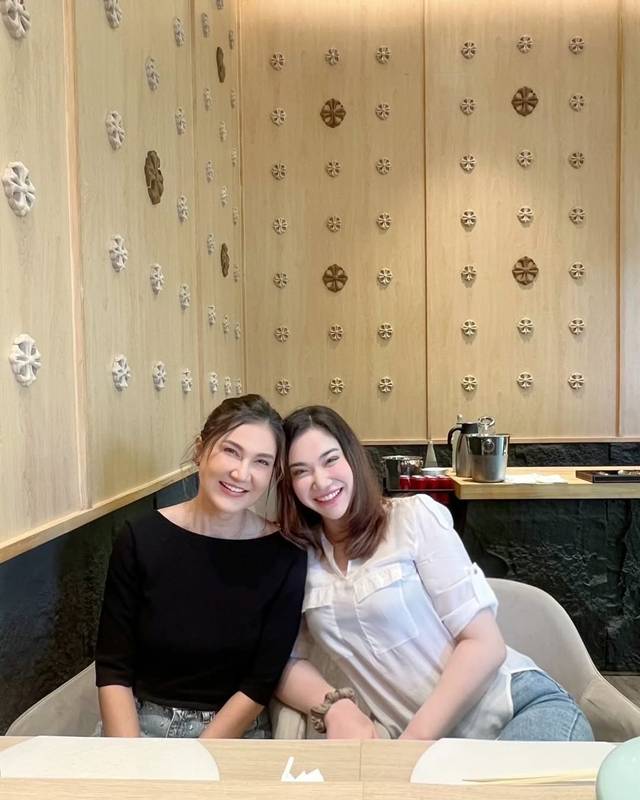 นนนี่ นนลนีย์ ลูกสาว แอน สิเรียม  โพสต์เศร้า