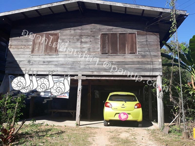 รีโนเวทบ้านสองชั้นครึ่งปูนครึ่งไม้ งบ 3.8 แสนบาท