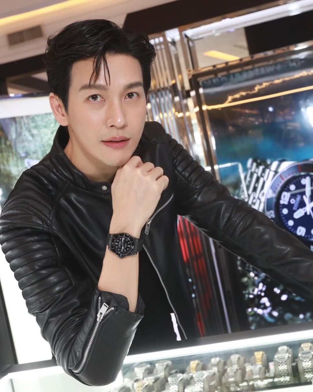 ดีเจพุฒ จุ๋ย วรัทยา