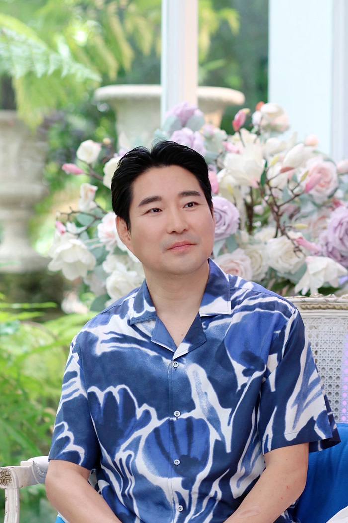 โค้ชเช ควงภรรยาออกสื่อครั้งแรก