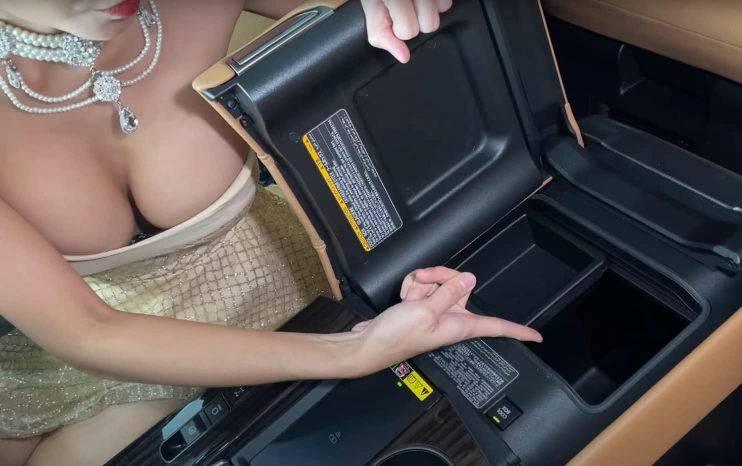 รีวิวรถหรู