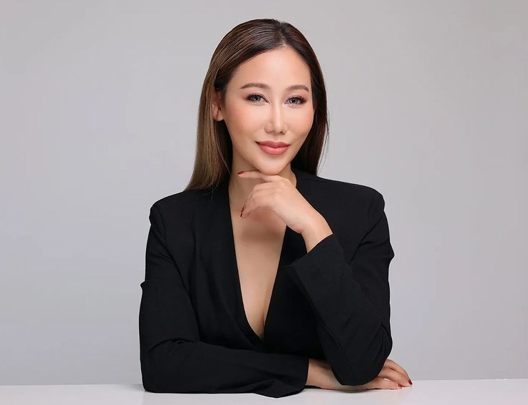 ไฮโซเบลล์ อดิราภ์