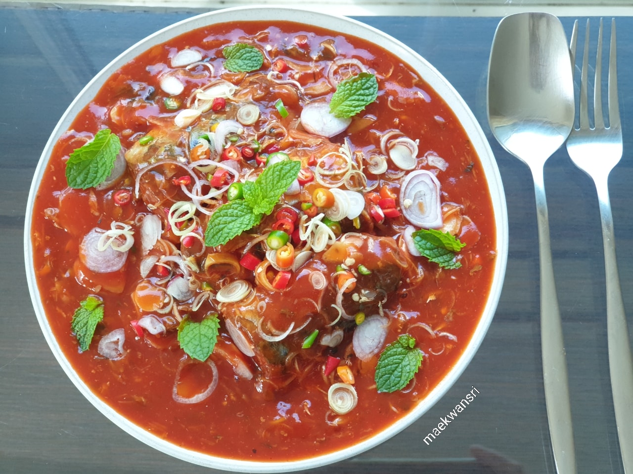 ยำปลากระป๋อง