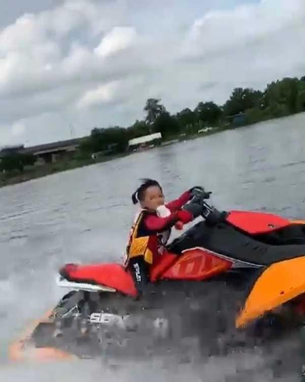 น้องออกู๊ด