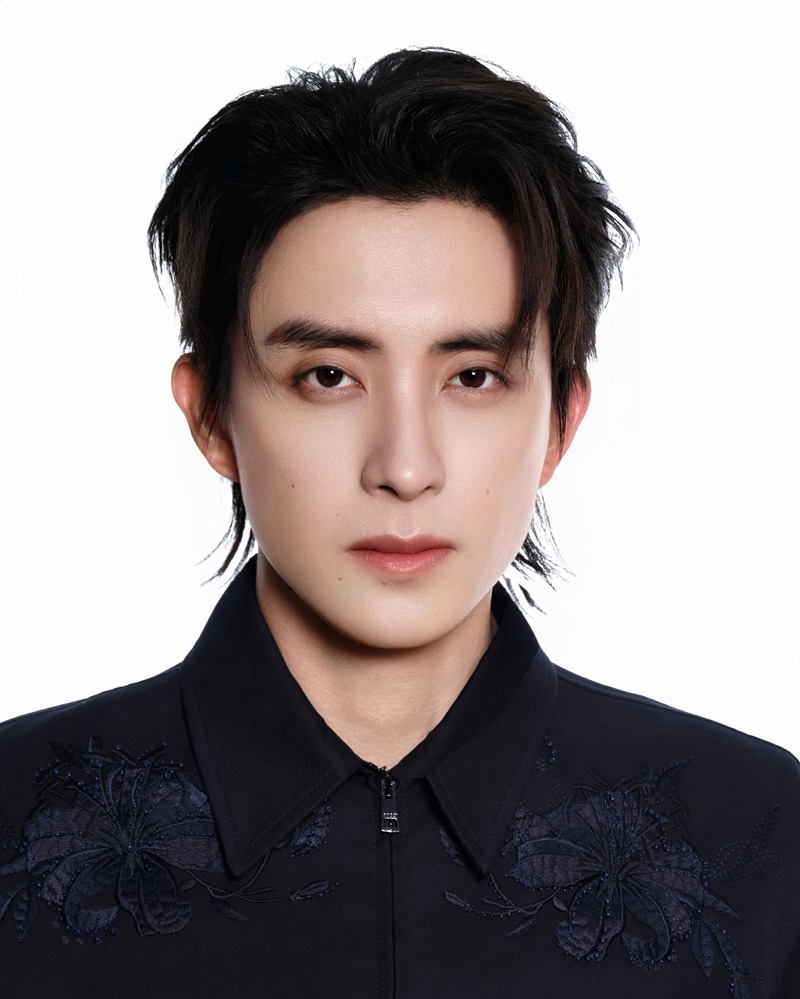 อ๋าวรุ่ยเผิง ประวัติ Ao Rui Peng