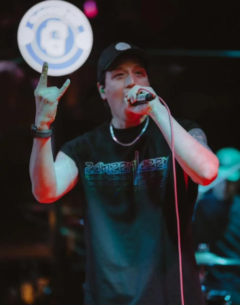 เอก สุทธิเทพ