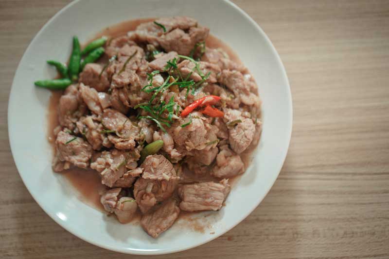 หมูผัดกะปิ