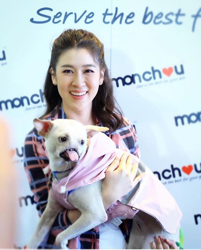 เชียร์ ฑิฆัมพร สุนัข