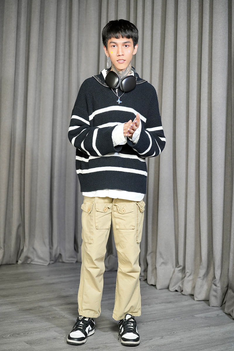 ฮาย Paper Planes