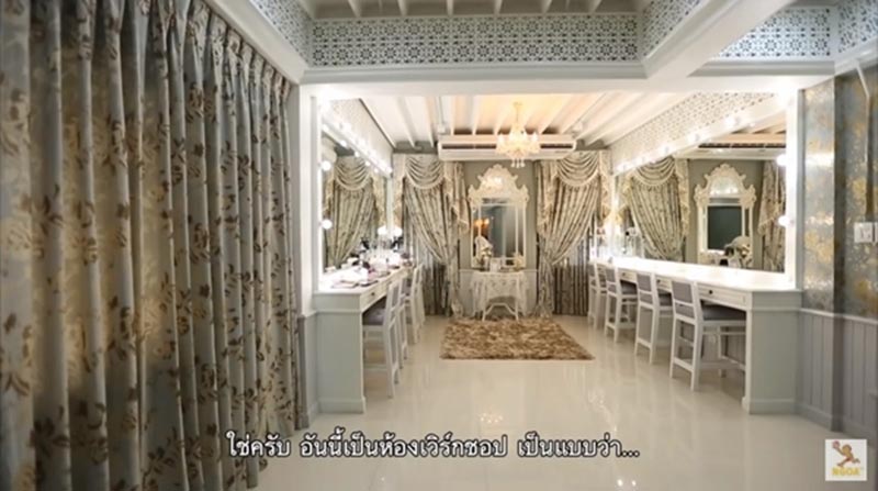 บ้านดาราไทย