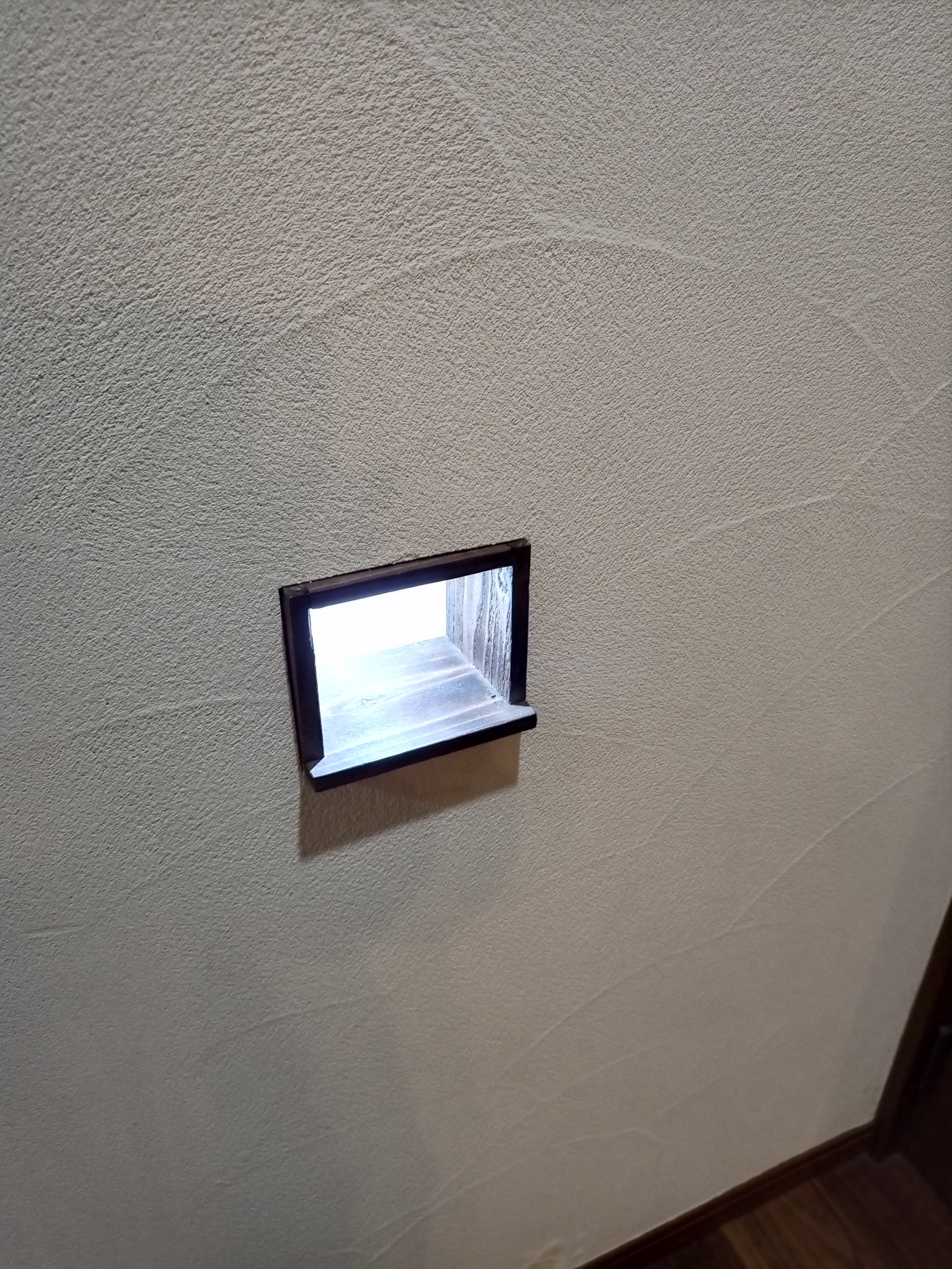 ผนังบ้าน