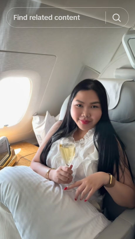 เปิดประวัติ คุณหนูแอลลี่ คือใคร 