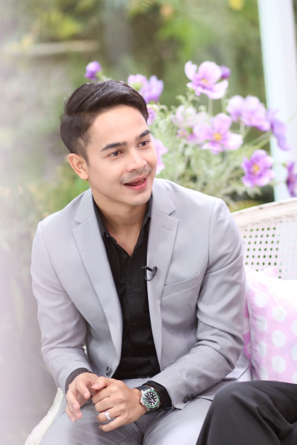 ยิว ฉัตรมงคล