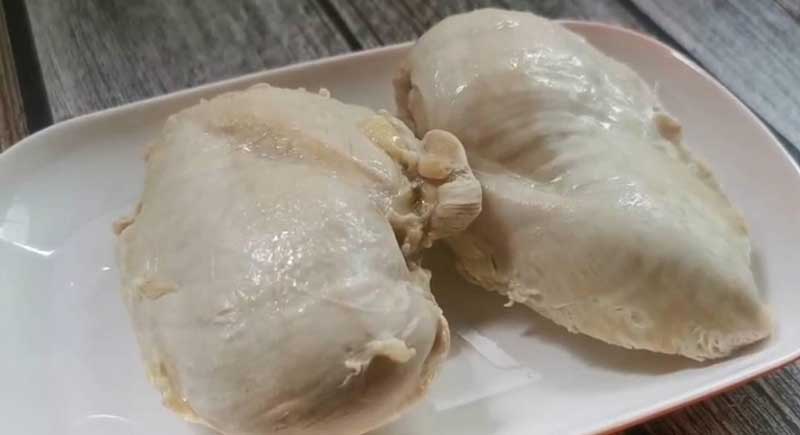 ไก่ฉีกคั่วน้ำปลา