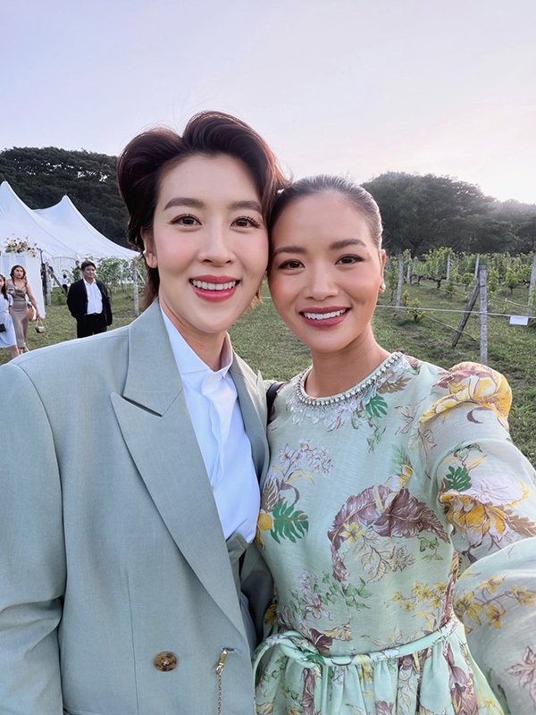 เชียร์ ฑิฆัมพร