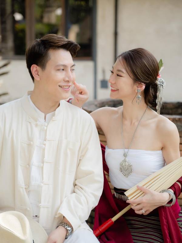 น พีชญา ควง เคลวิน ร่วมยินดีน้องชายแต่งงาน 
