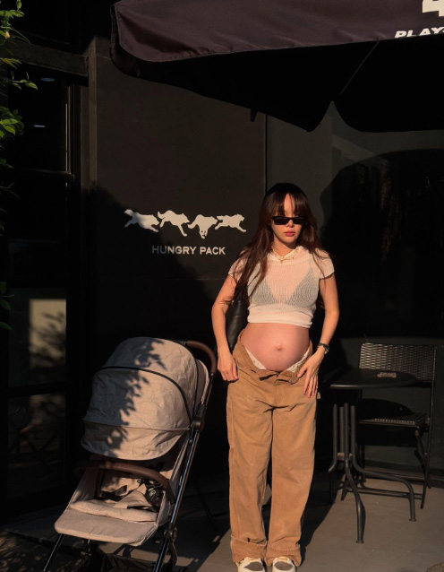 ปุ้มปุ้ย พรรณทิพา ในแฟชั่นคนท้องแซ่บ ๆ สุดมั่น โยนชุดคลุมท้องทิ้งไปได้เลย