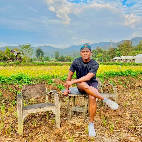 บัวขาว บัญชาเมฆ