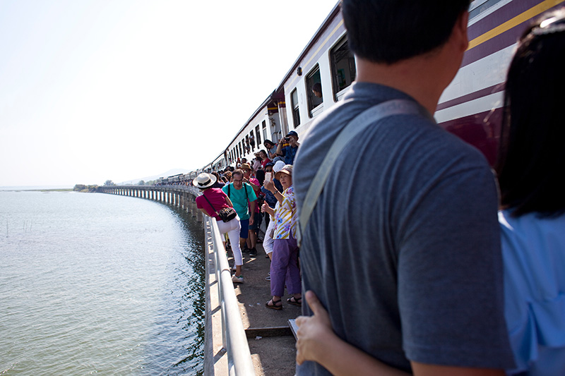 รถไฟลอยน้ำ 2569-2570 เขื่อนป่าสักชลสิทธิ์